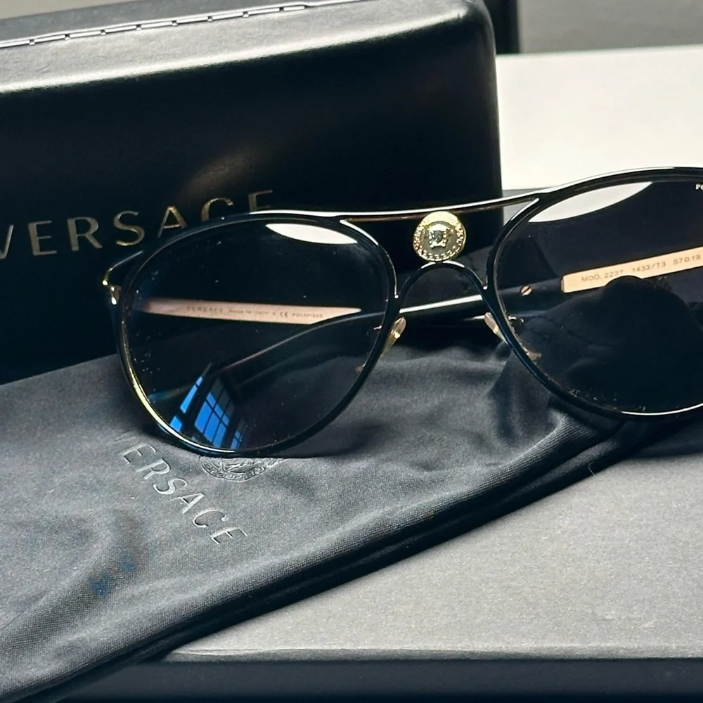 Versace Black and Gold Sunglasses - Picture 7 of 7
